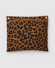 Load image into Gallery viewer, baggu - carry-on cloud - leopard - COMING SOON