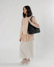 画像をギャラリービューアに読み込む, baggu - large nylon shoulder bag - black - special order