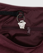 Load image into Gallery viewer, baggu - large nylon crescent bag with key leash - mahogany - prebook arriving mid nov