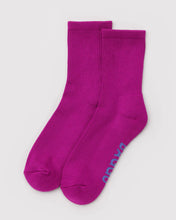 Load image into Gallery viewer, baggu - ribbed socks - deep fuchsia