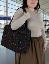 Load image into Gallery viewer, baggu - small cloud carry-on bag - wildflower - prebook arriving early nov