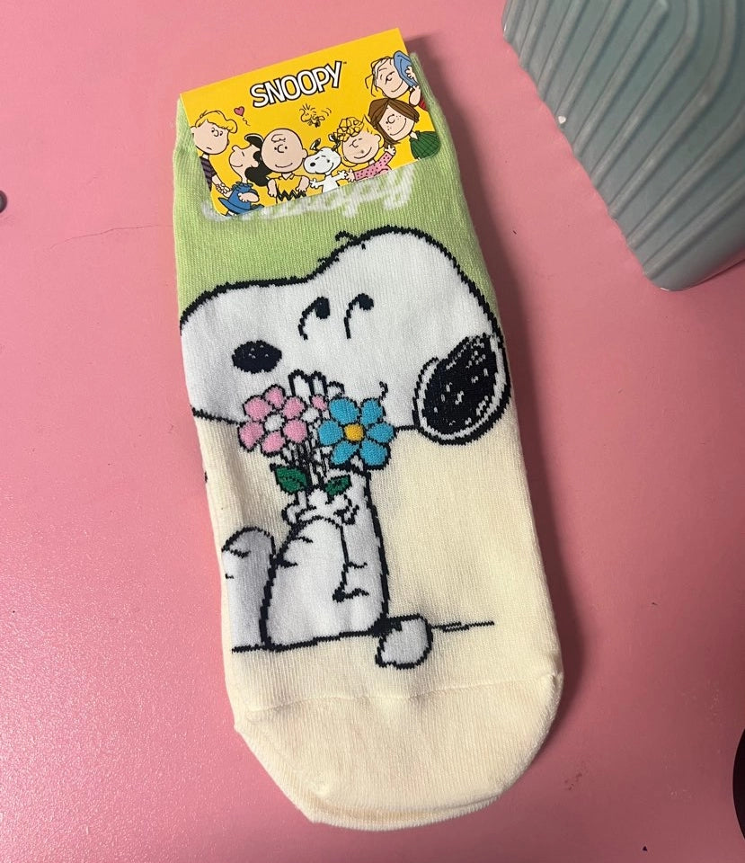 snoopy ankle socks - flowers