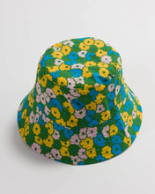 Load image into Gallery viewer, baggu bucket hat  - flowerbed - save 50%
