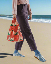 Load image into Gallery viewer, baggu - strawberry - standard size
