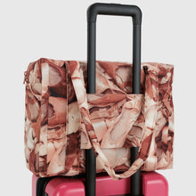 Load image into Gallery viewer, baggu - small carry-on cloud bag - pointe shoes - prebook arriving late oct/early nov
