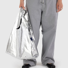 Load image into Gallery viewer, baggu - silver metallic - standard size
