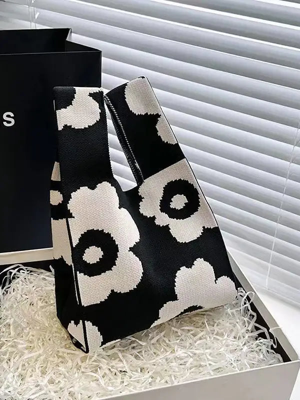 mini knot handbag - black & white flower