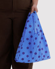 Load image into Gallery viewer, baggu -  blue polka dot  - standard size - prebook arriving mid july
