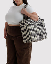 Load image into Gallery viewer, baggu - carry-on cloud - black &amp; cream gingham - COMING SOON
