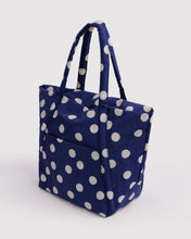 Load image into Gallery viewer, baggu - cloud bag - navy &amp; cream polka dot  - COMING SOON
