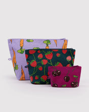 Load image into Gallery viewer, baggu - go pouch set - carrots &amp; berries
