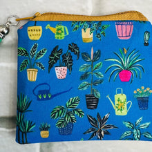 Load image into Gallery viewer, zip pouch - house plants
