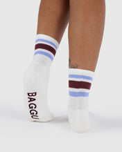 Load image into Gallery viewer, baggu - ivory striped socks - prebook arriving late oct/early nov
