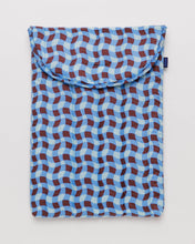 Load image into Gallery viewer, baggu - wavy gingham blue  puffy laptop sleeve 16&quot; - last one
