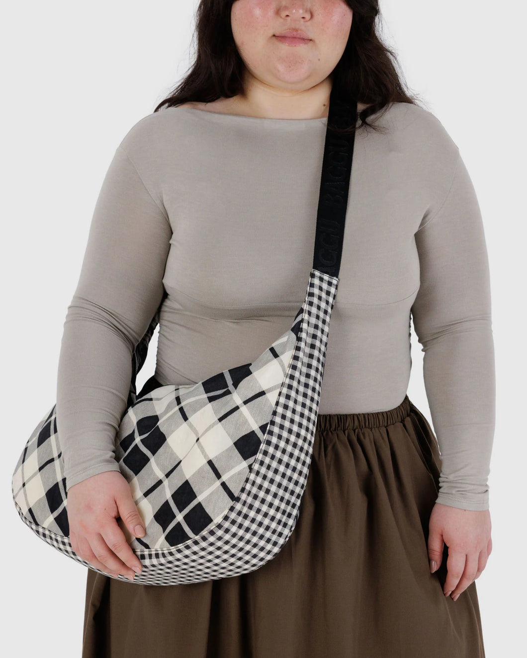 baggu - large nylon crescent bag with key leash - mixed plaid - prebook arriving late oct/early nov