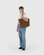 Load image into Gallery viewer, baggu - cloud bag - leopard - prebook arriving late oct/early nov
