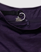 Load image into Gallery viewer, baggu - medium nylon crescent - fig
