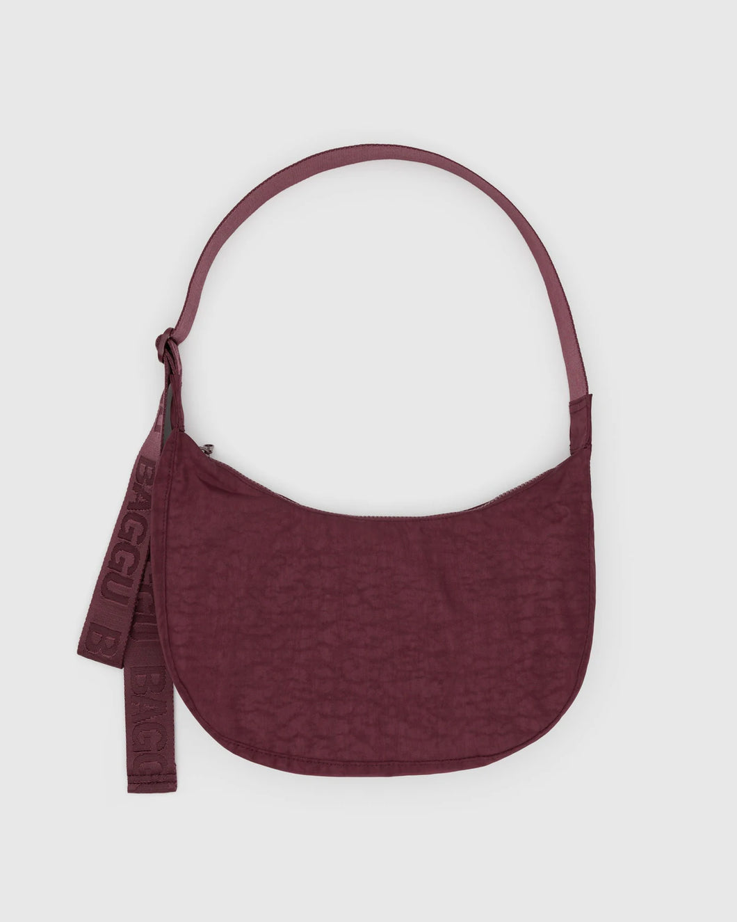 baggu - medium nylon crescent - mahogany  - prebook arriving late oct/early nov