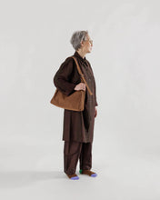 Load image into Gallery viewer, baggu - nylon shoulder bag - brown - last one
