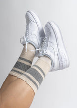 Load image into Gallery viewer, American trench - the mono stripe sock  - heather grey
