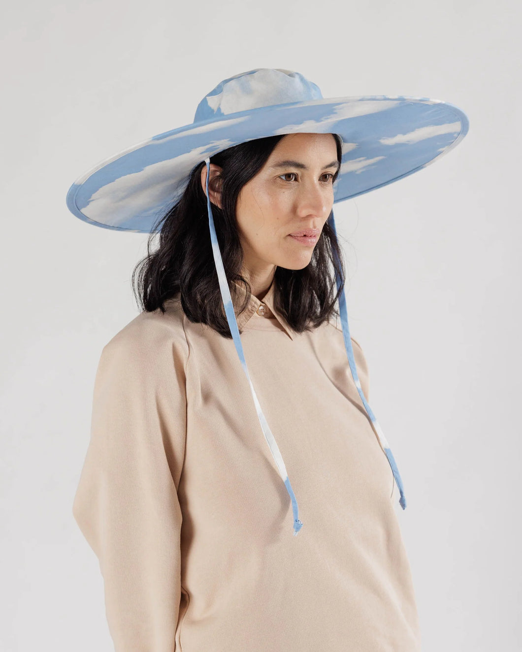 baggu packable sunhat - clouds