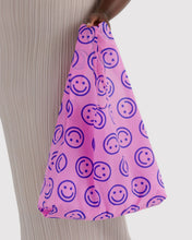 Load image into Gallery viewer, baggu -  pop pink happy - standard size

