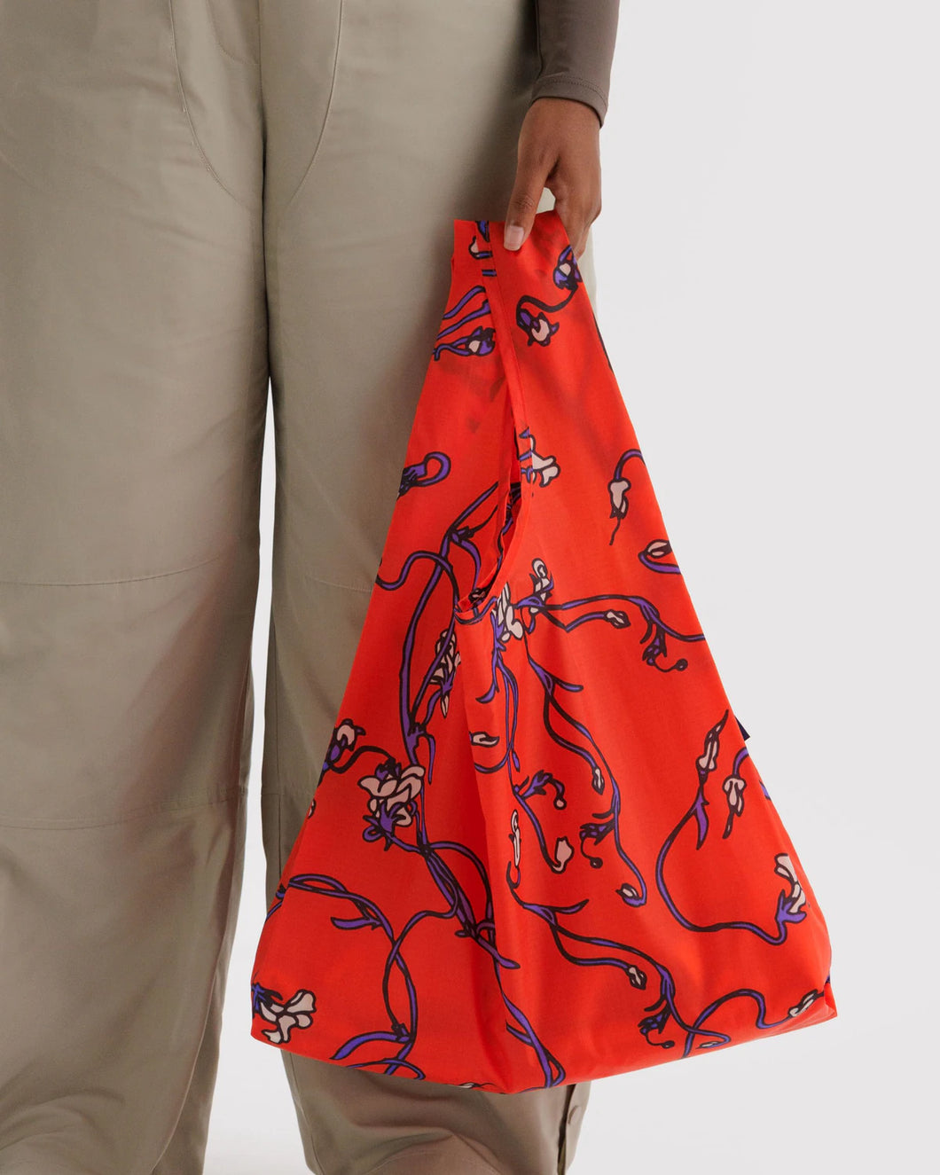 baggu - red snap dragon - standard size - prebook due to arrive late october