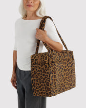 Load image into Gallery viewer, baggu - small cloud carry-on bag - leopard - COMING SOON
