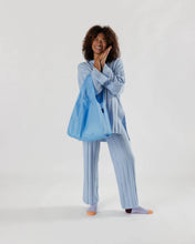 Load image into Gallery viewer, baggu - soft blue  - standard size - last one
