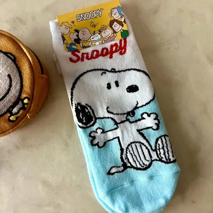 snoopy ankle socks - big hugs