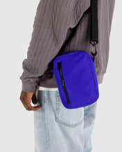 Load image into Gallery viewer, baggu - sport crossbody - lapis
