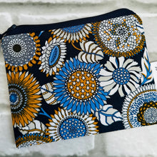 Load image into Gallery viewer, zip pouch - sunflowers
