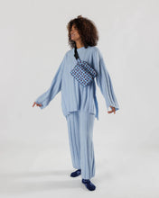 Load image into Gallery viewer, baggu fanny pack - wavy gingham blue - last one
