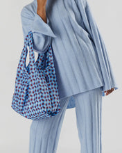 Load image into Gallery viewer, baggu  - wavy gingham blue  - standard size
