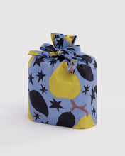 Load image into Gallery viewer, baggu - winter orchard - standard size reusable bag - set of three
