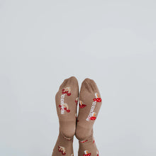画像をギャラリービューアに読み込む, women&#39;s socks - mushrooms
