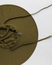 Load image into Gallery viewer, baggu packable sun hat - kombu - save 50%
